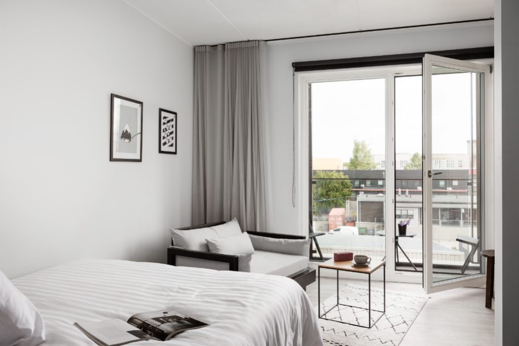 Bob W Tallinn Telliskivi studio apartment hotel travel startup source Bob W