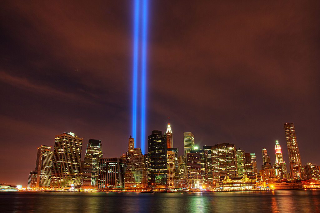 Tribute_in_Light_memorial_on_September_11,_2010