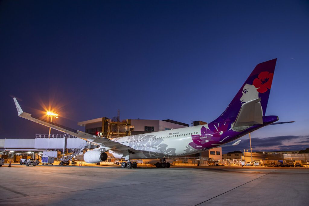 A Hawaiian Airbus A330 at San Diego Airport