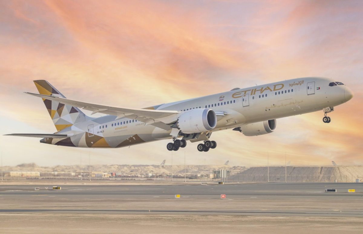 An Etihad Airways Boeing 787 taking off.