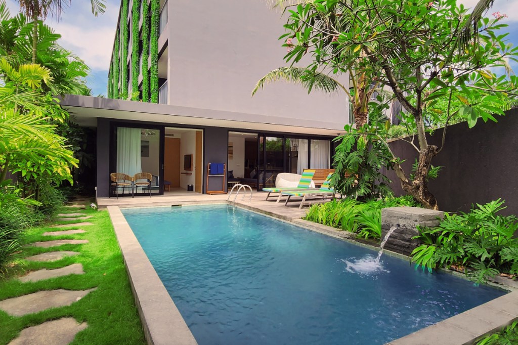 image of a pool outside of a hotel in Bali