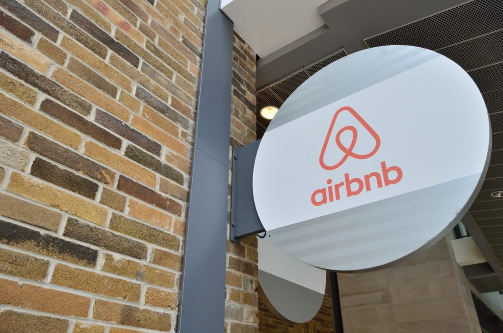 Airbnb office