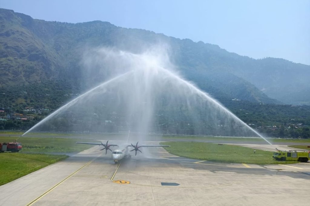 Alliance Air's inauguration flight between Kullu and Dehradun.
