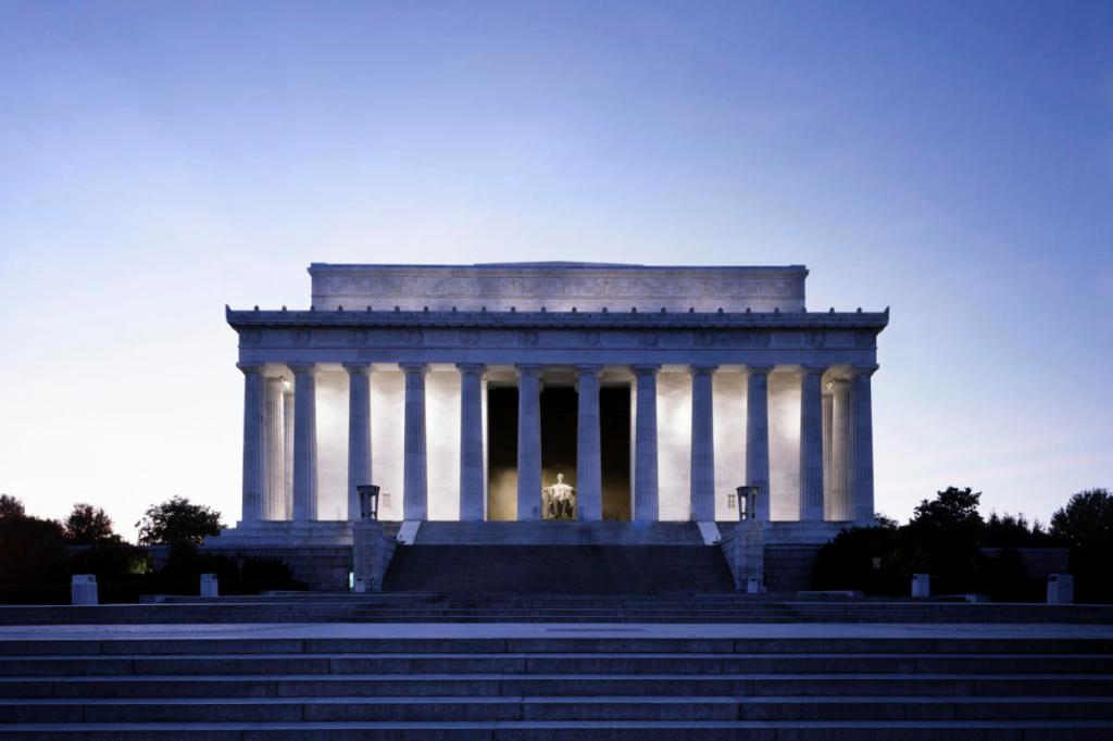 exterior image of the Lincoln Memorial in Washington D.C. at dawn