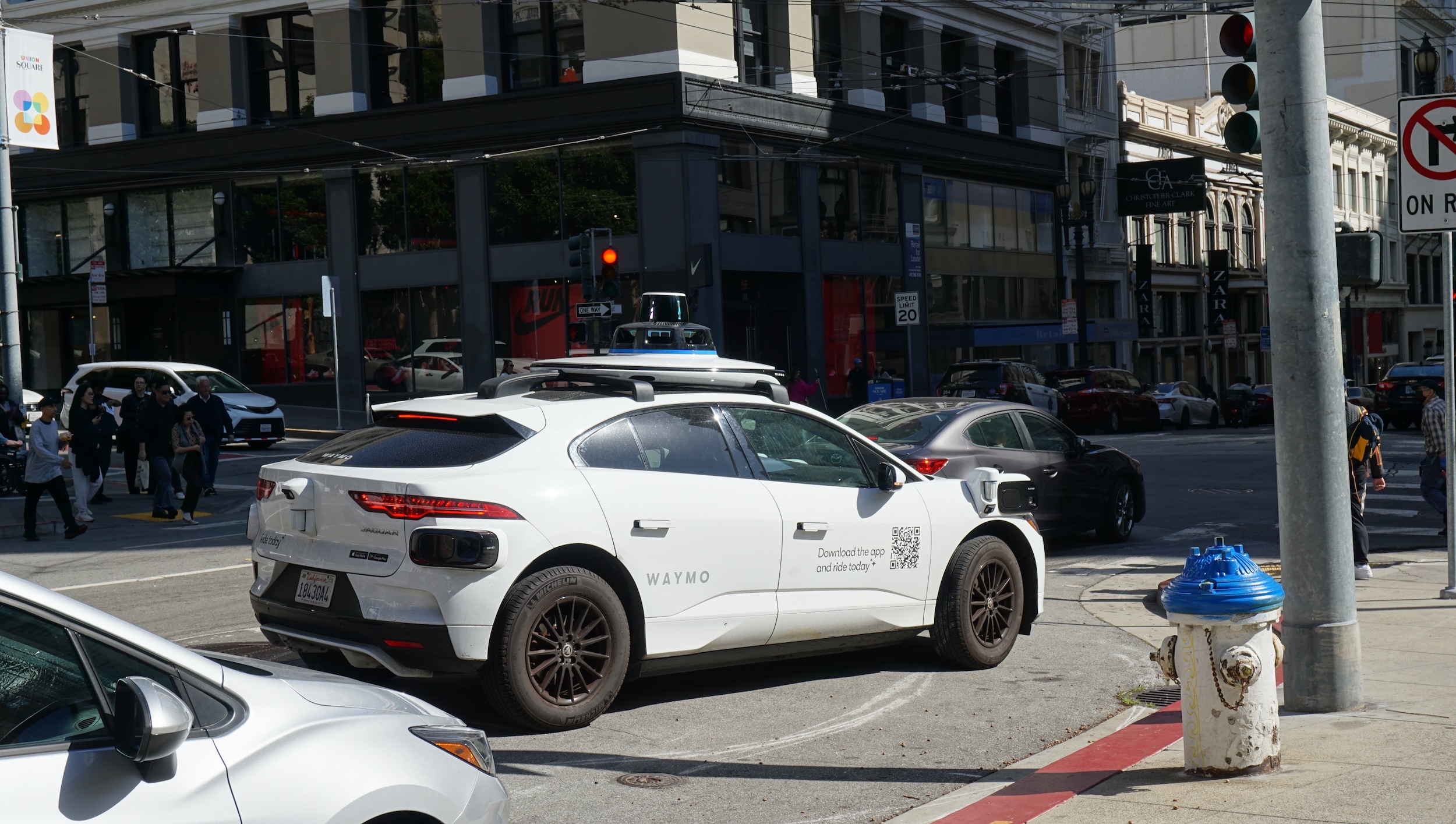 A Waymo car at Union Square in San Francisco