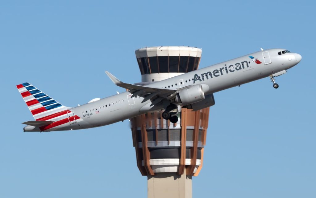 An American Airlines Airbus A321neo.