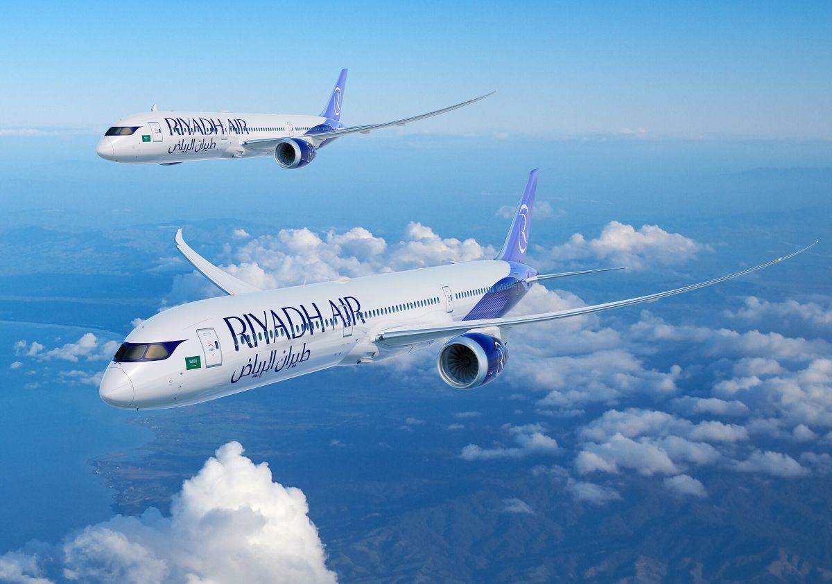 A Riyadh Air Boeing 787-9 and 787-10 in flight.